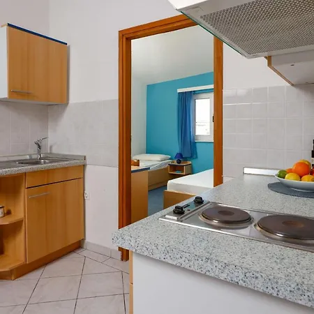 Feral Apartment Pašman